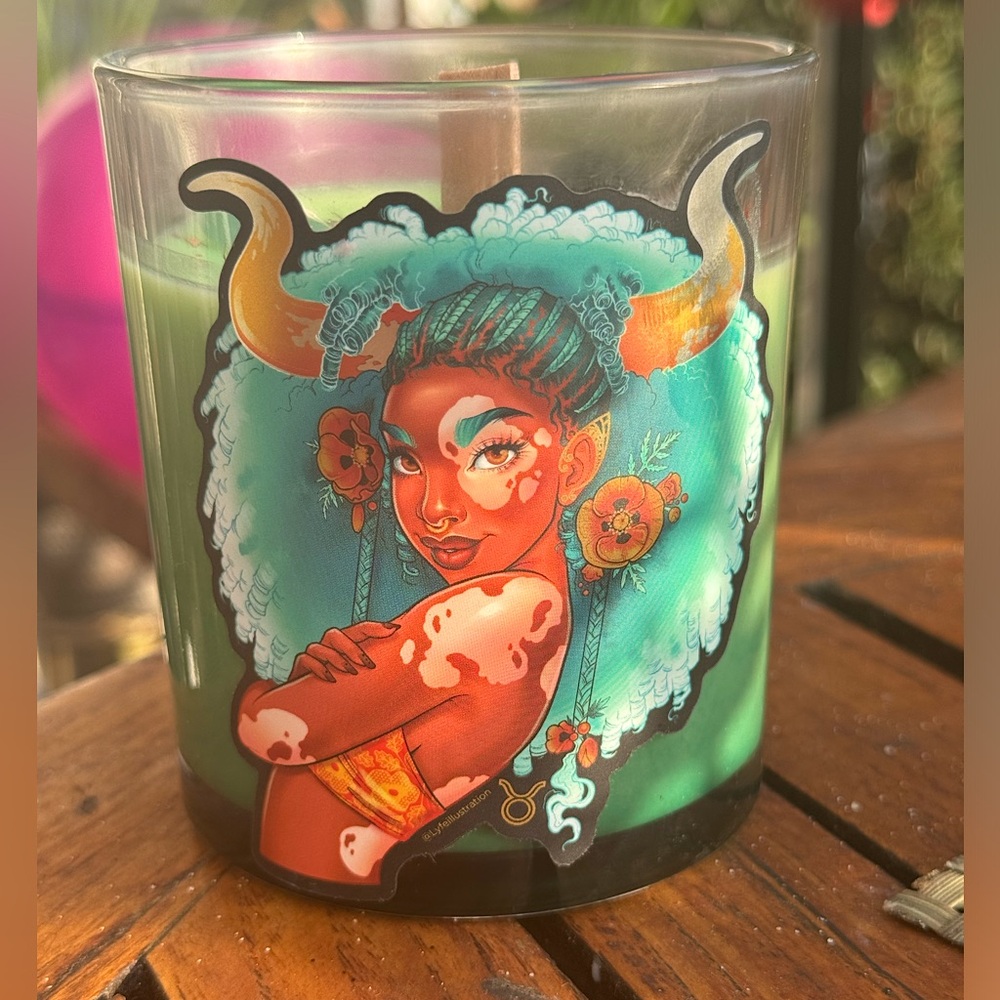 TAURUS Crystal Candle